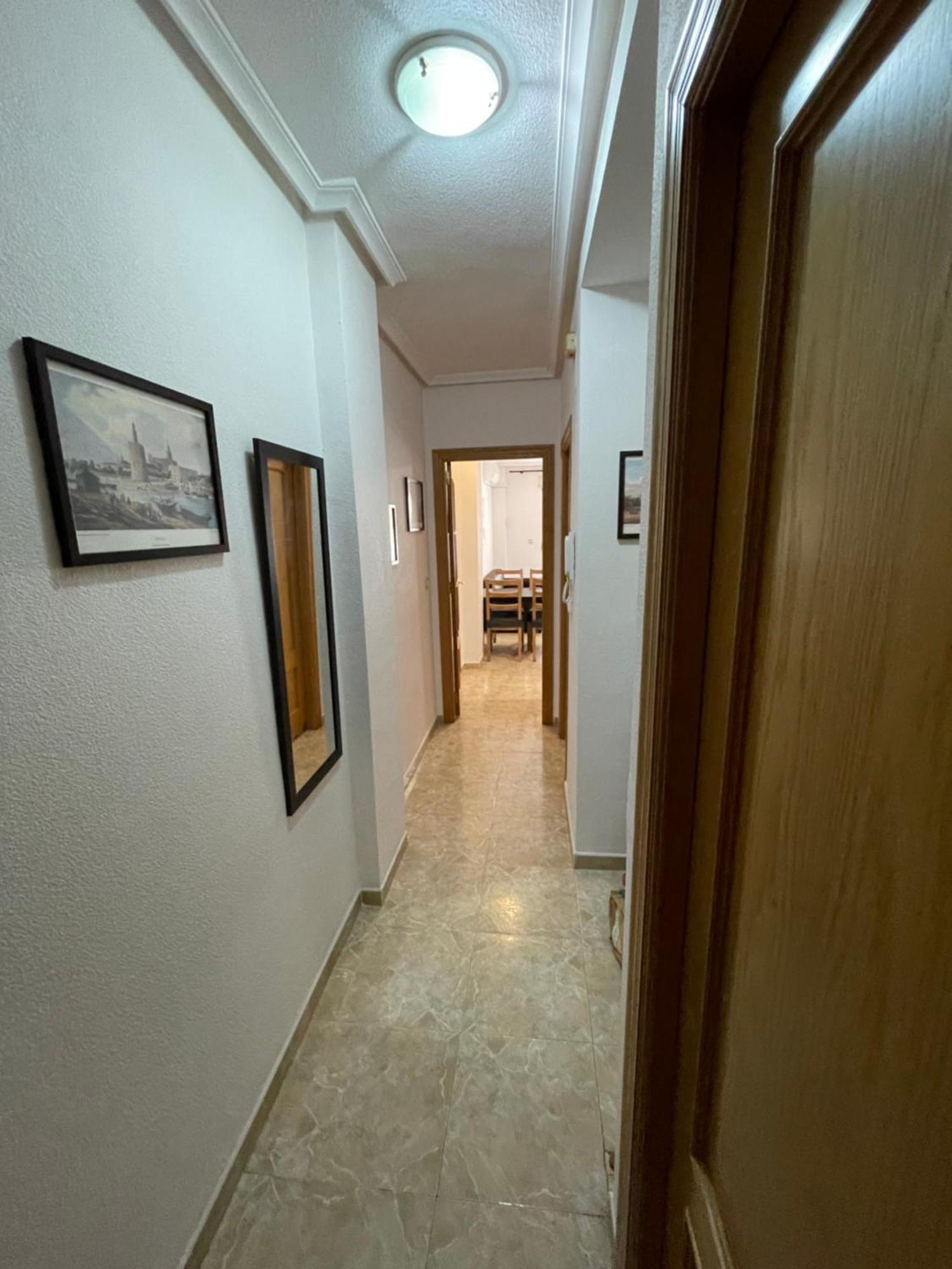 Apartamento Superior La Playa! 3 Bedrooms! 2 Baths! Air Condition! Side Sea View! *