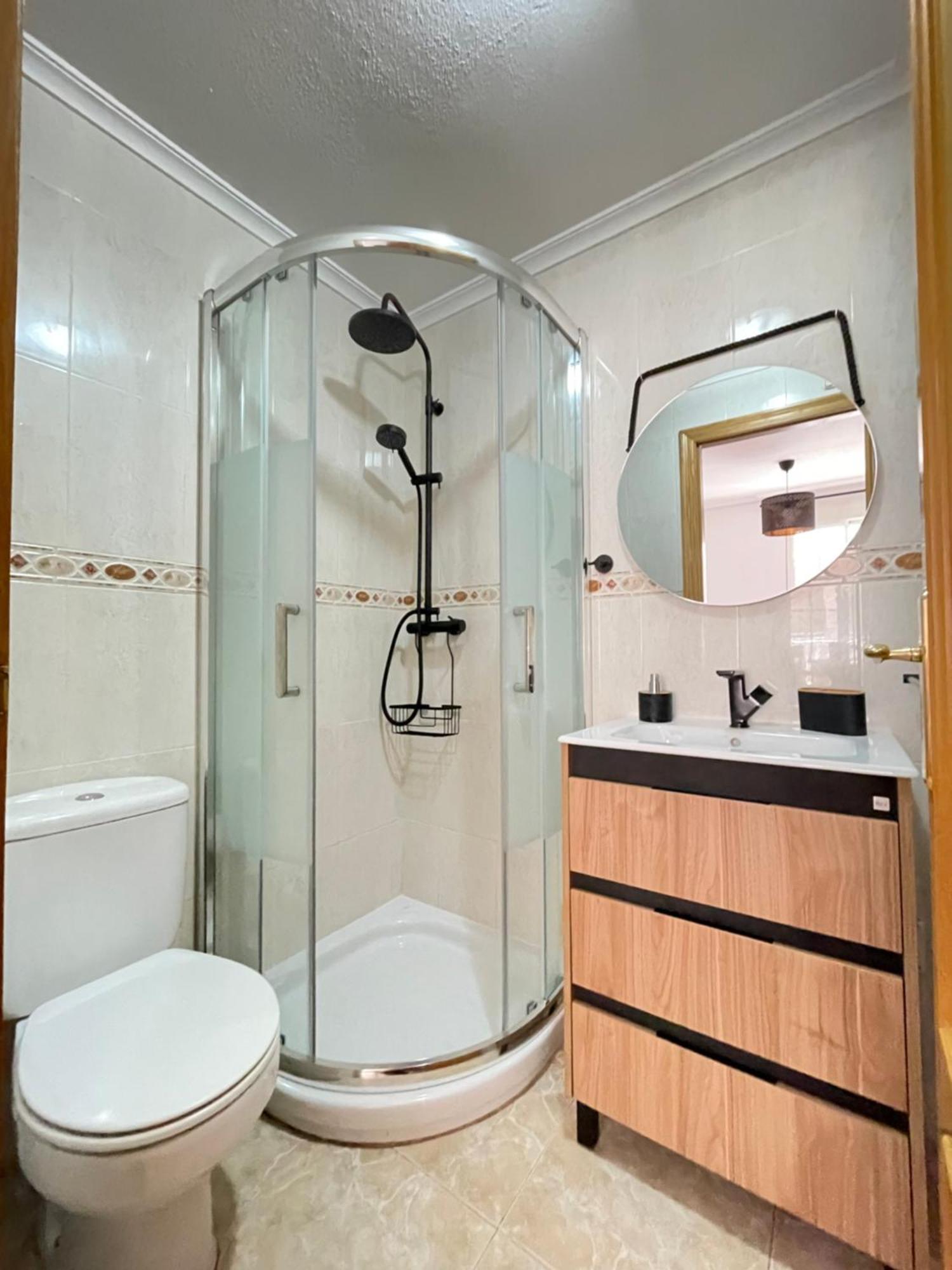 Superior La Playa! 3 Bedrooms! 2 Baths! Air Condition! Side Sea View! * Torrevieja
