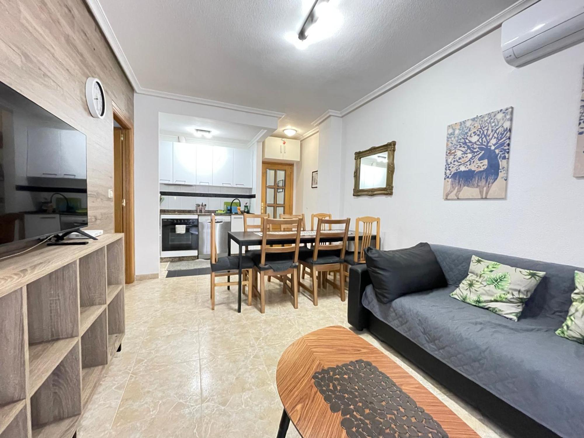 Superior La Playa! 3 Bedrooms! 2 Baths! Air Condition! Side Sea View! *