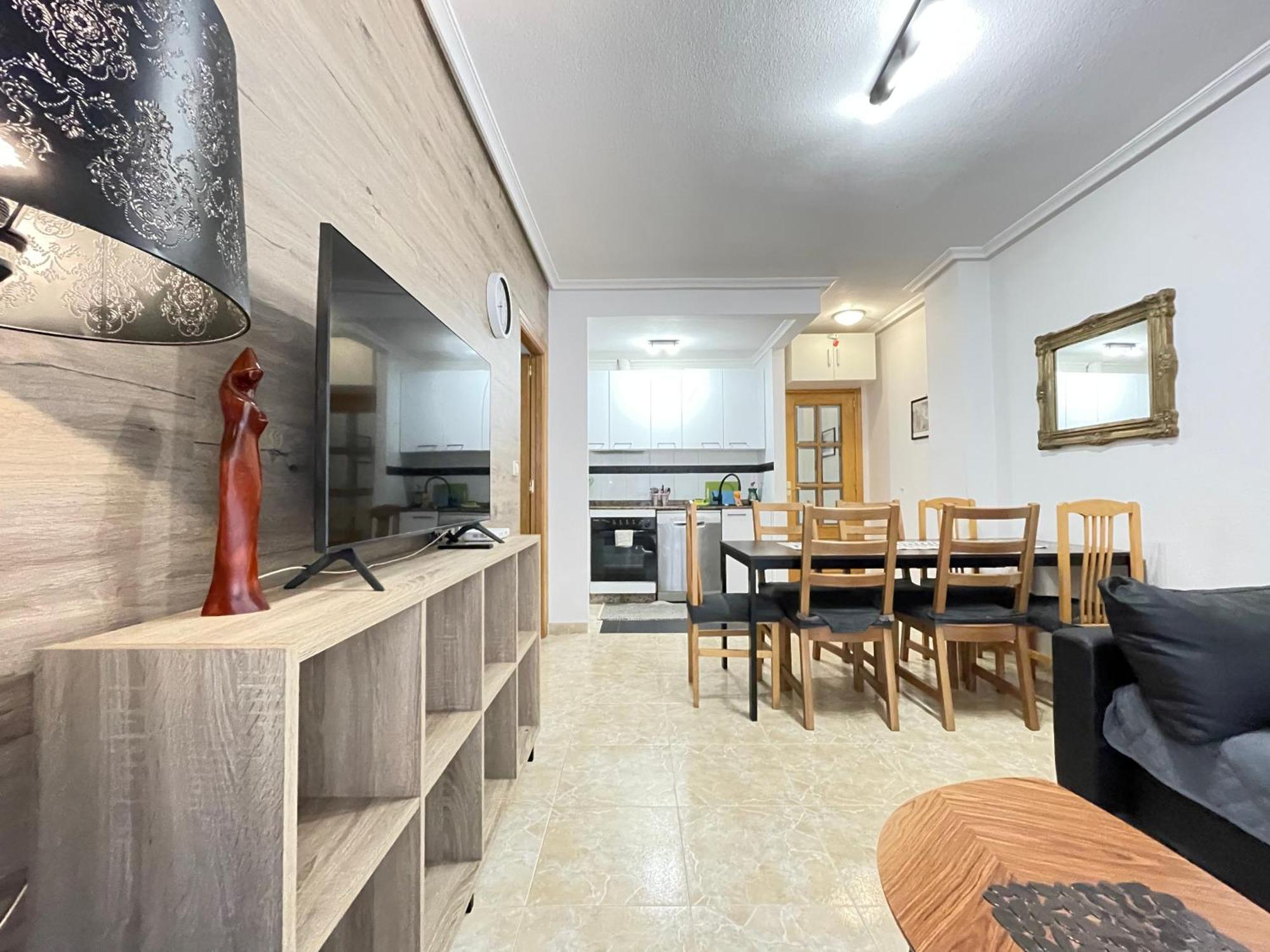 Apartamento Superior La Playa! 3 Bedrooms! 2 Baths! Air Condition! Side Sea View! Torrevieja